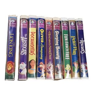 Walt Disney Masterpiece Collection 9 VHS Movies Lion King Aristocats Pocahontas